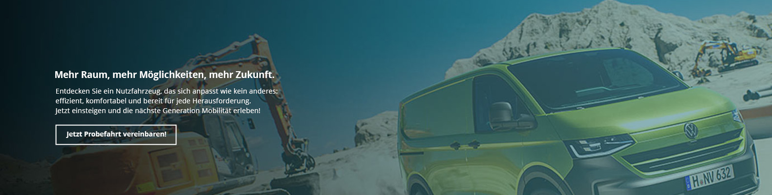 zu sehen ist ein VW-Transporter vor Baggern